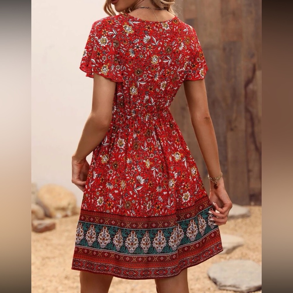 Boho floral print surplice neck mini dress - Picture 4 of 5